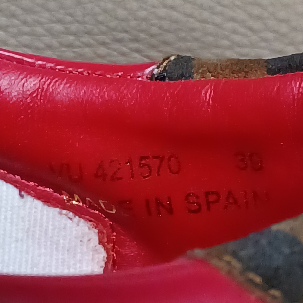 Saint Lauren Low Top Sneaker - Picture 5 of 5